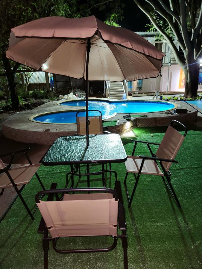 Wally World Inn Comayagua Luaran gambar